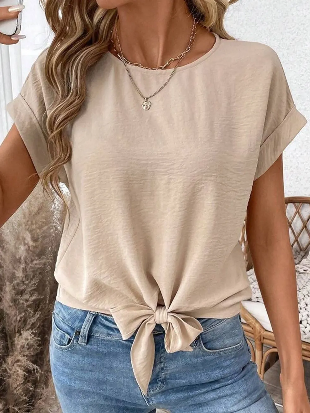 Solid Color Knotted Hem Short Sleeve Blouse