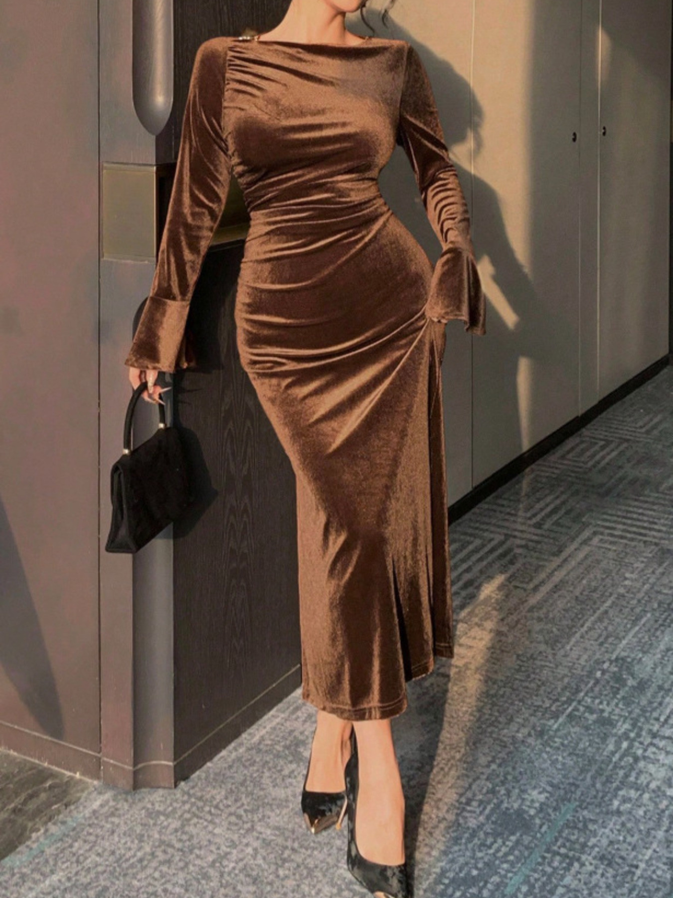 Velvet Ruched Bodycon Midi Dress