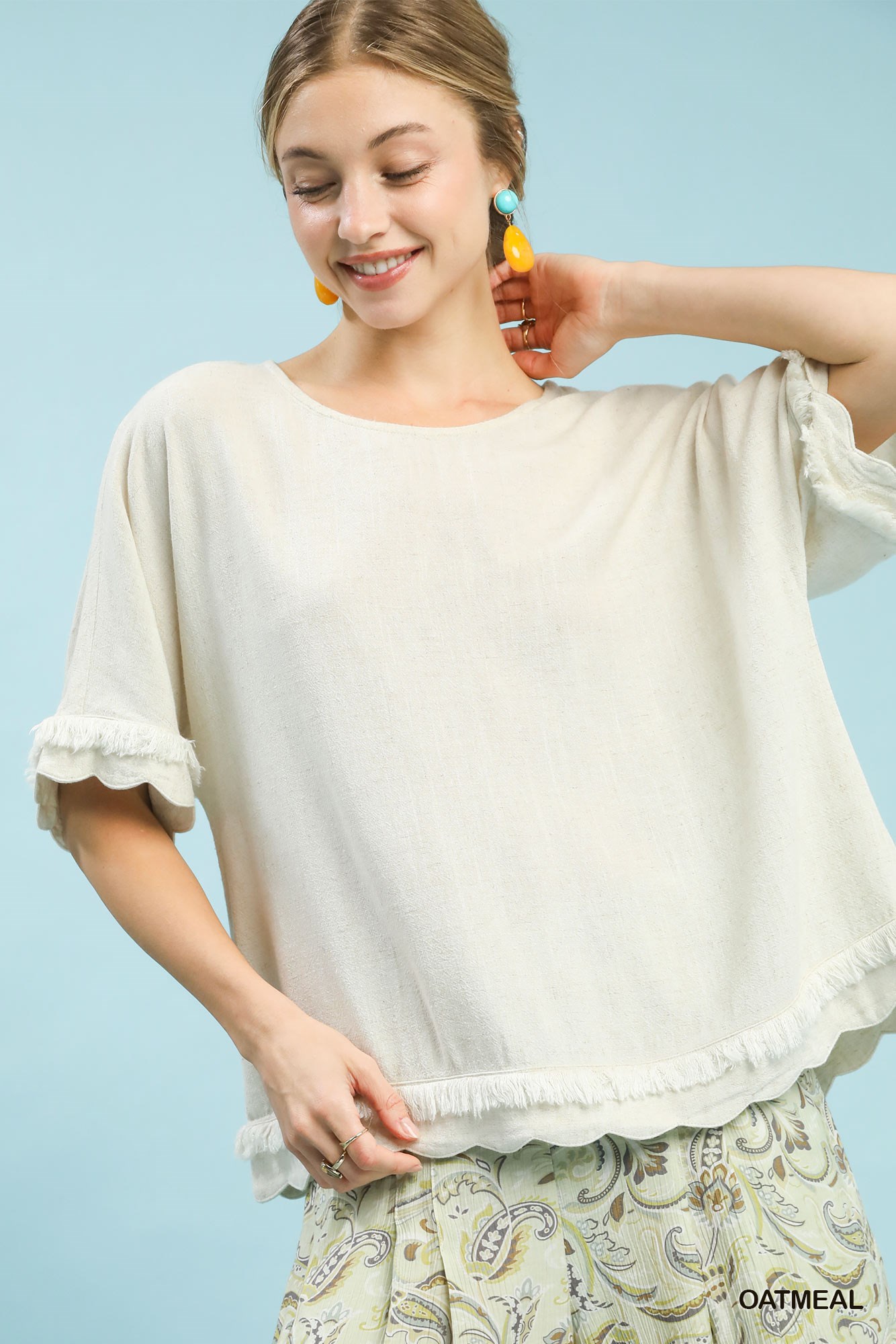 Umgee Linen Frayed Hem Scallop Edge Top