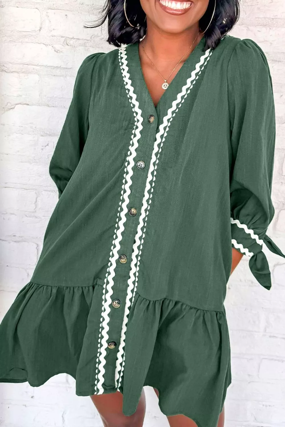 Contrast Ricrac Trim Button V Neck Knotted Bracelet Sleeve Shift Dress
